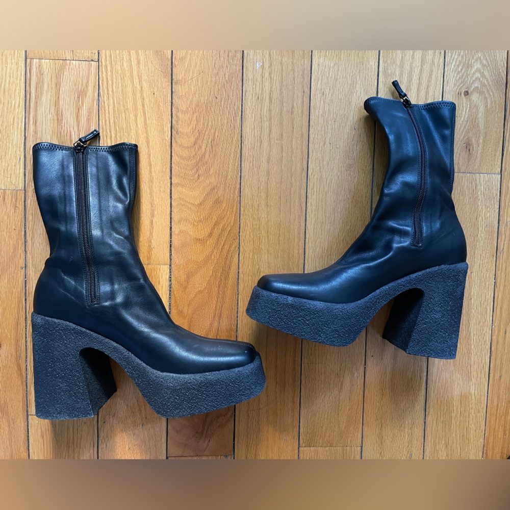 Stella McCartney black skyla heeled boots